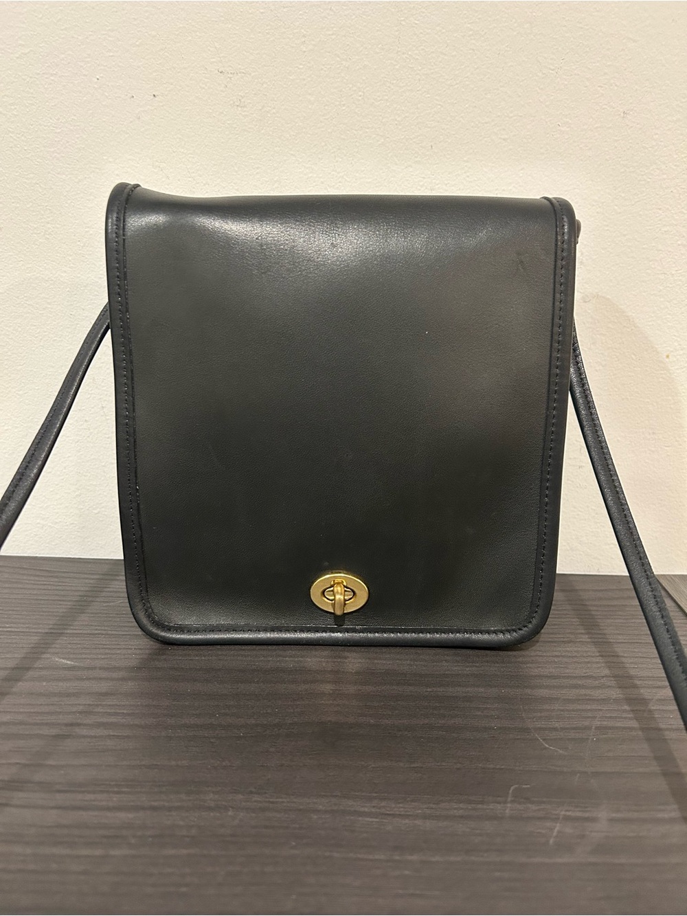 Coach Vintage Compact Pouch (Style #9620) EUC